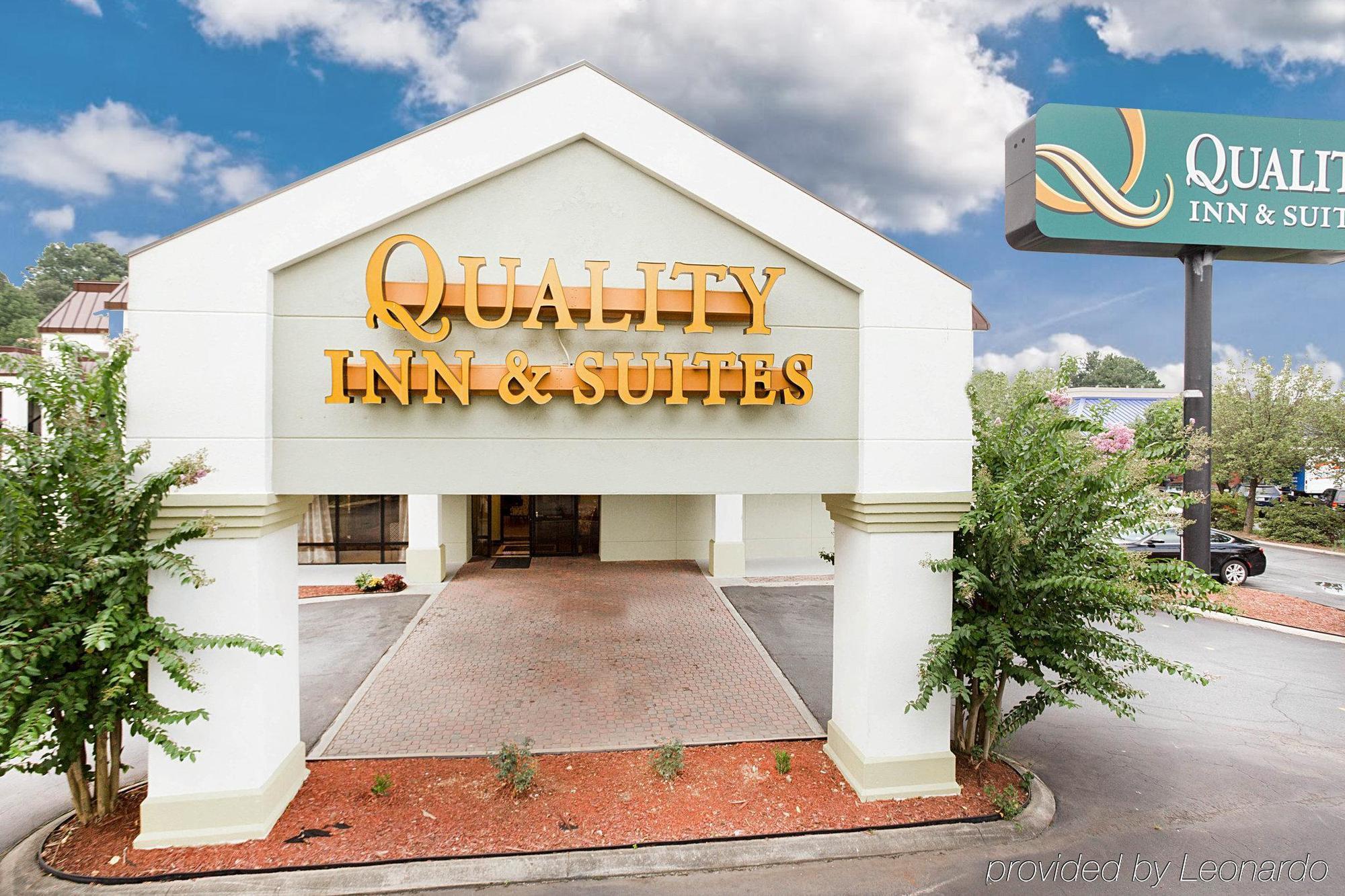 Quality Inn & Suites Near Six Flags - Austell Exterior photo